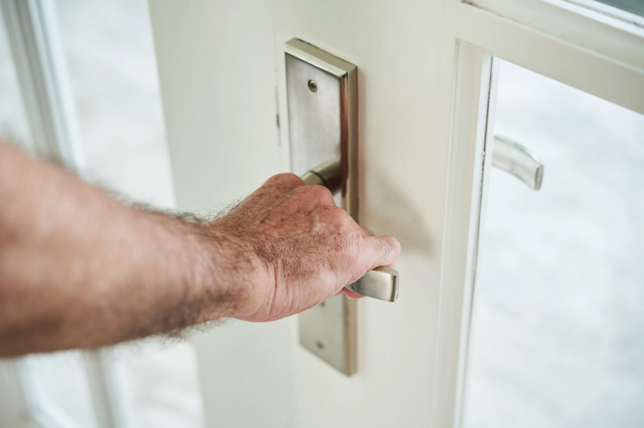How High-Security Deadbolts Protect Against Break-Ins